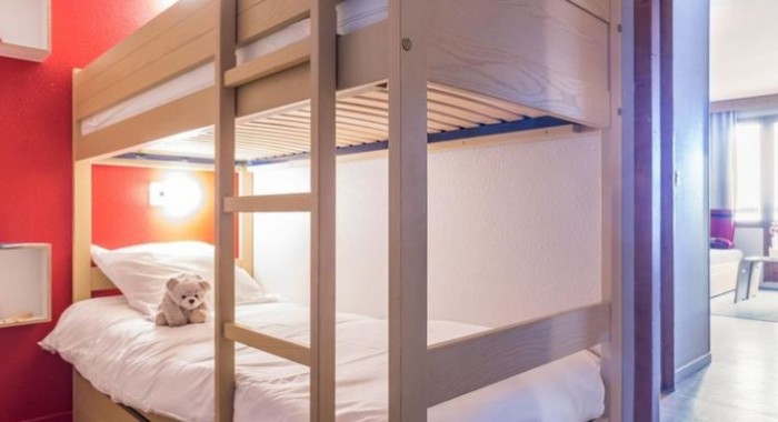 L'Ours Blanc Apartments, Alpe d'Huez ski chalet, image 8